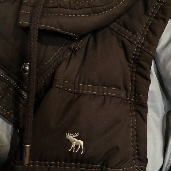 Abercrombie & Fitch Jackets & Blazers - Abercrombie & Fitch Hooded Down Puffer Vest